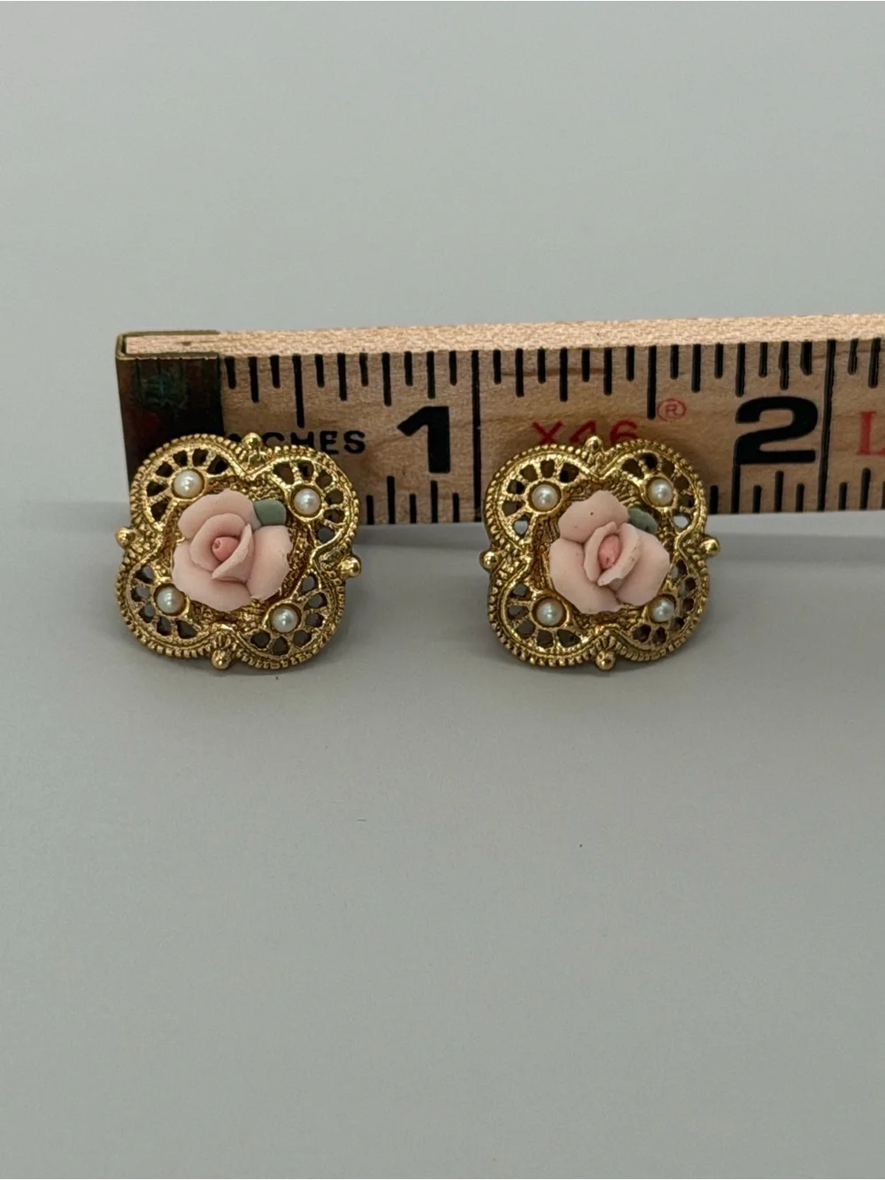 1928 Gold-Tone Filigree Brooch and Earring Set with Pink Porcelain Rose